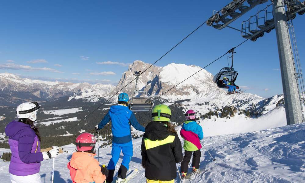 Spend a carefree skiing holiday with your children