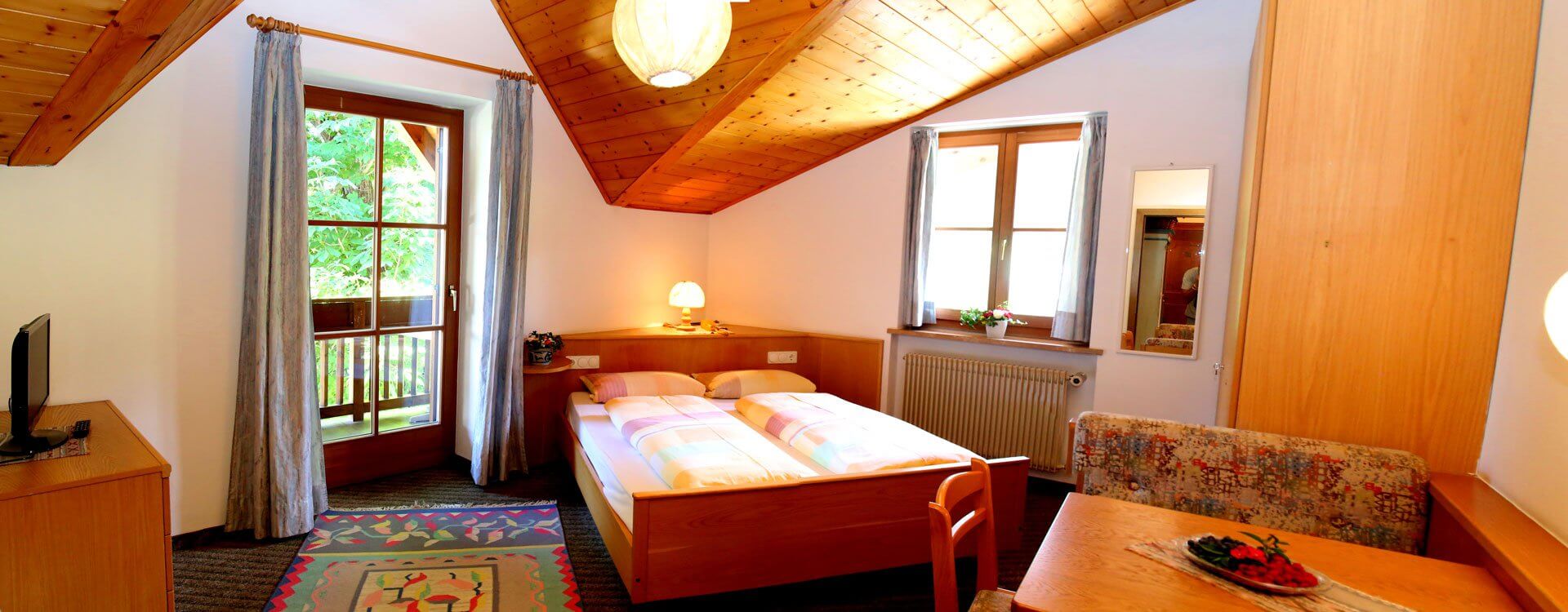 Zimmer-Gasthof-zum-Schlern-25-35m2-Völs-am-Schlern-Südtirol-02